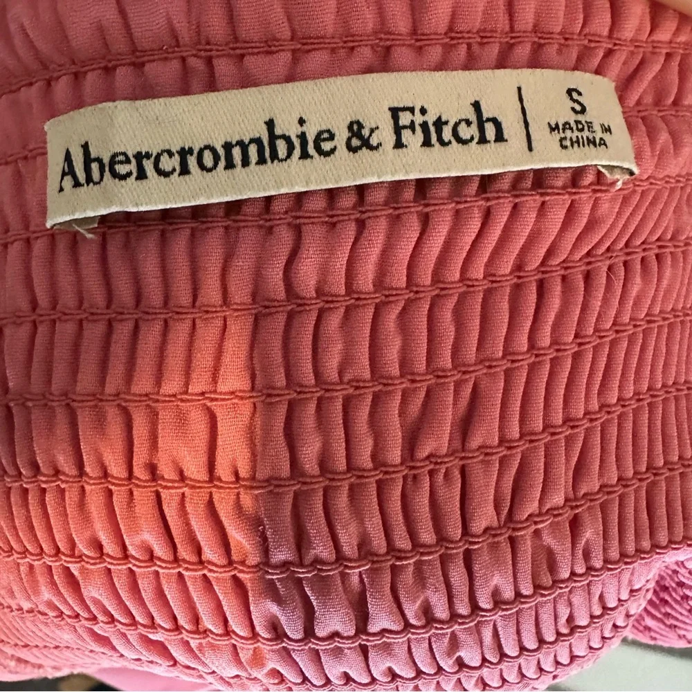 Abercrombie & Fitch Pink Floral Sweetheart Puff Sleeve Top